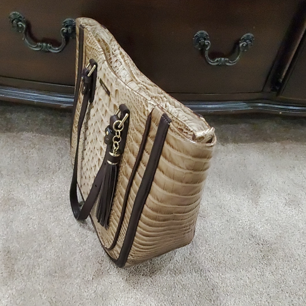 BRAHMIN medium bag! - Picture 5 of 8